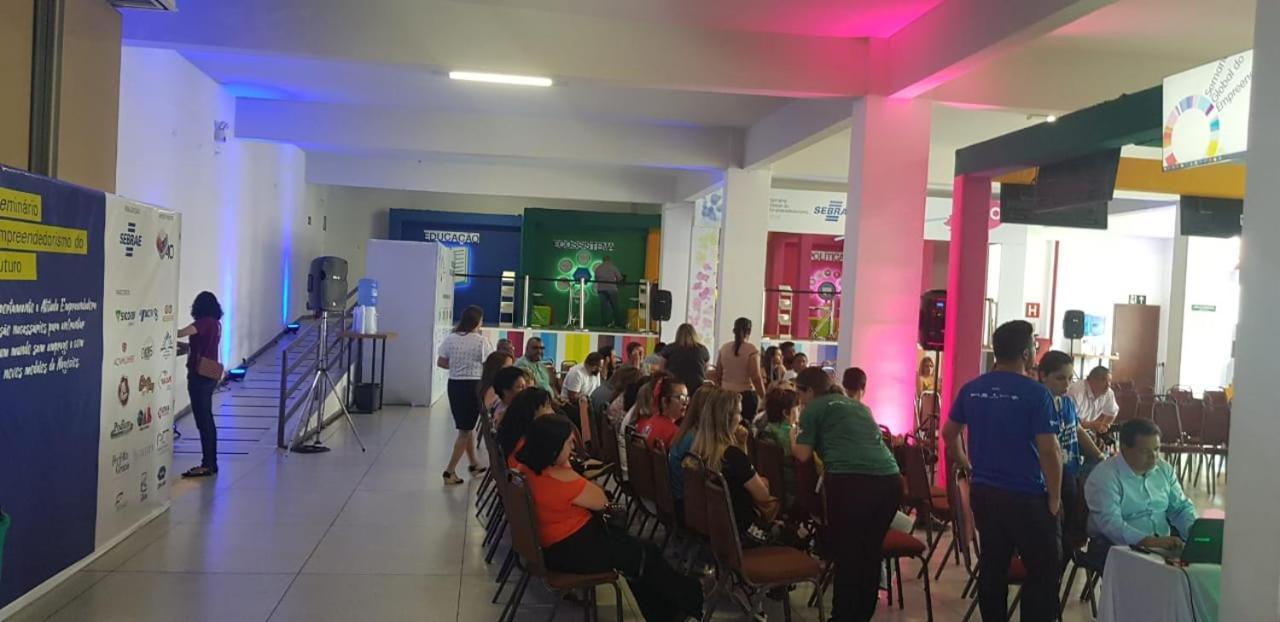 Podium Apart Hotel Varginha  Dış mekan fotoğraf